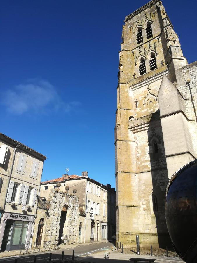 Gîte de la Cathédrale - Lectoure Exterior foto